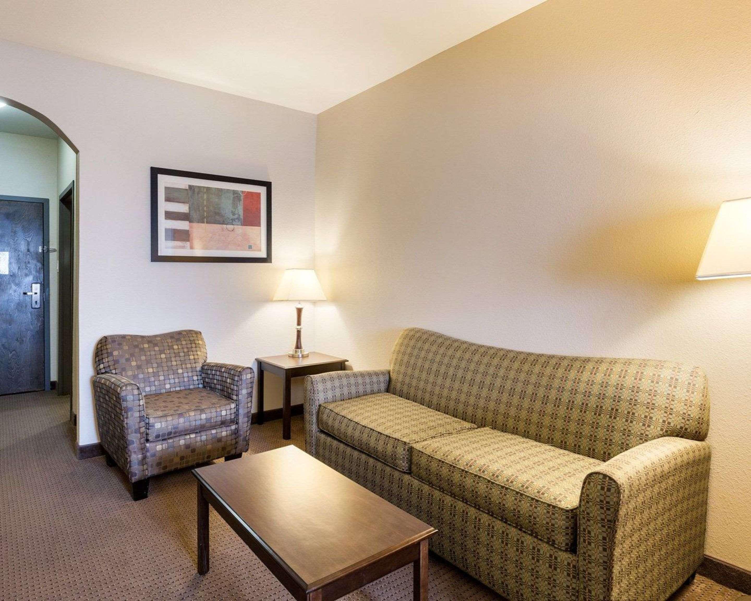 Comfort Inn & Suites Winnie Exterior foto